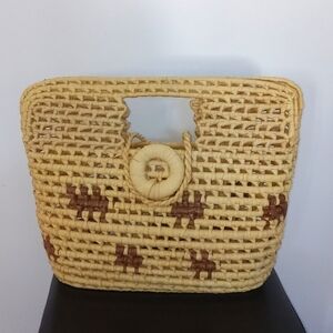 💥Host pick 🎉Vintage woven basket